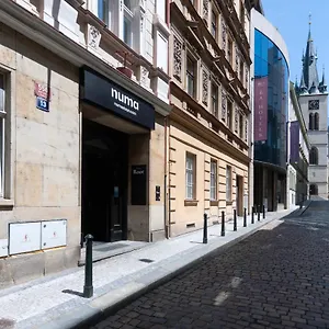 Numa Root Apartmanhotel