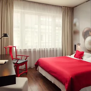 4* Ξενοδοχείο Perla