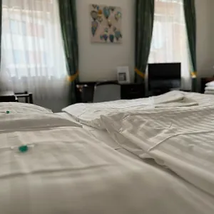zkontrolujte dostupnost