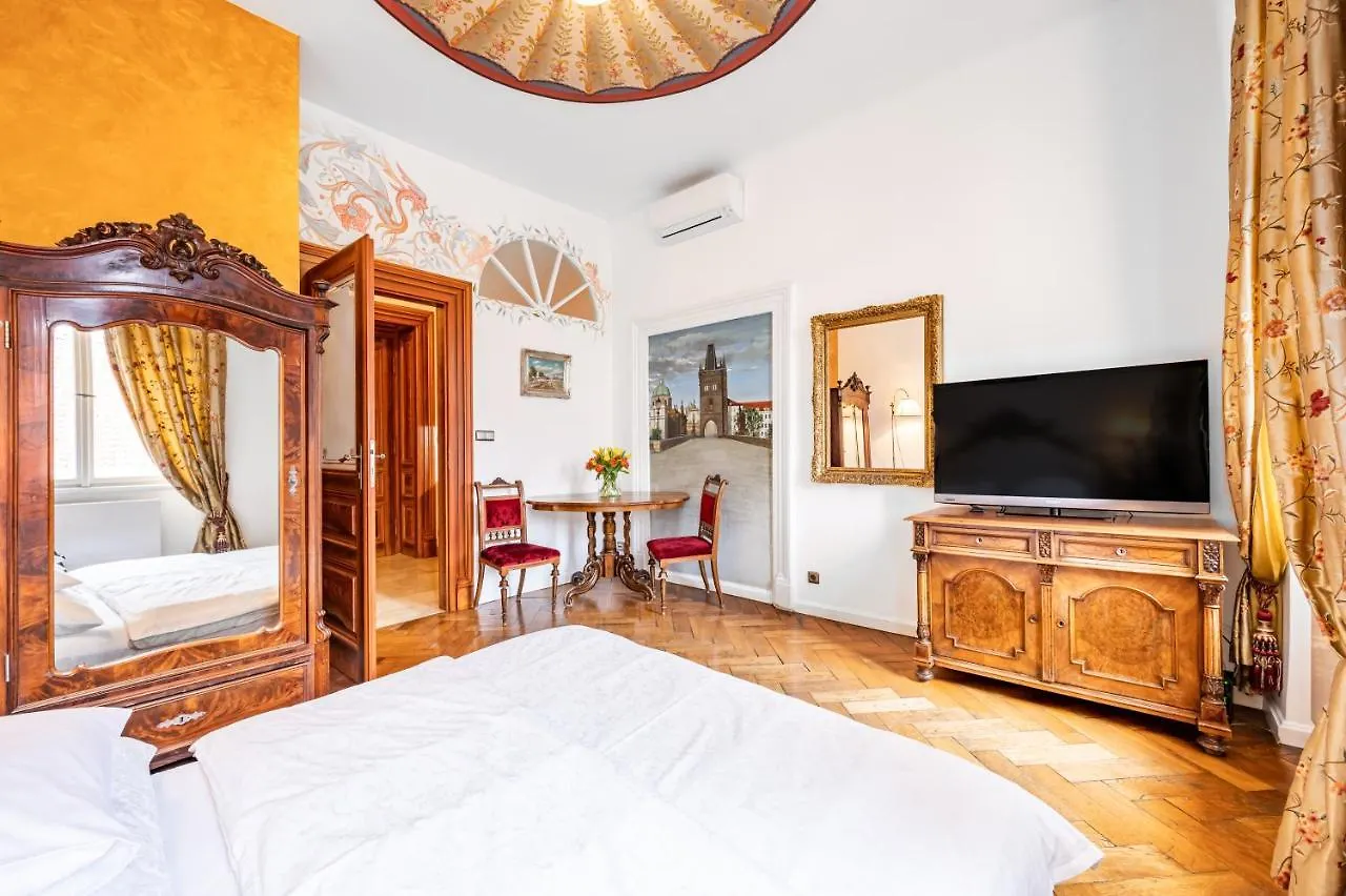 **** Aparthotel Malostranska Residence Praag Tsjechië