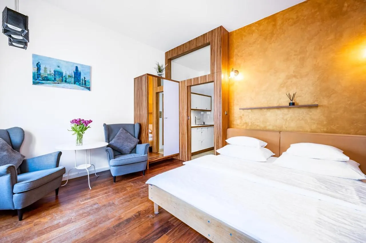 **** Apart Otel Malostranska Residence Prag Çek Cumhuriyeti